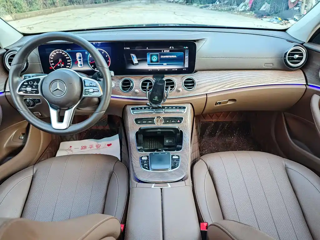 Mercedes-Benz E-Class E 2020 E 300 L Fashion