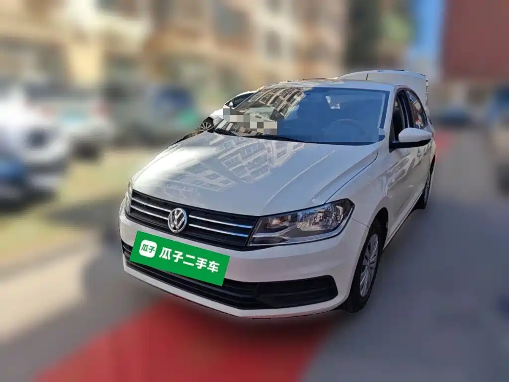Volkswagen Santana — миниатюра 2