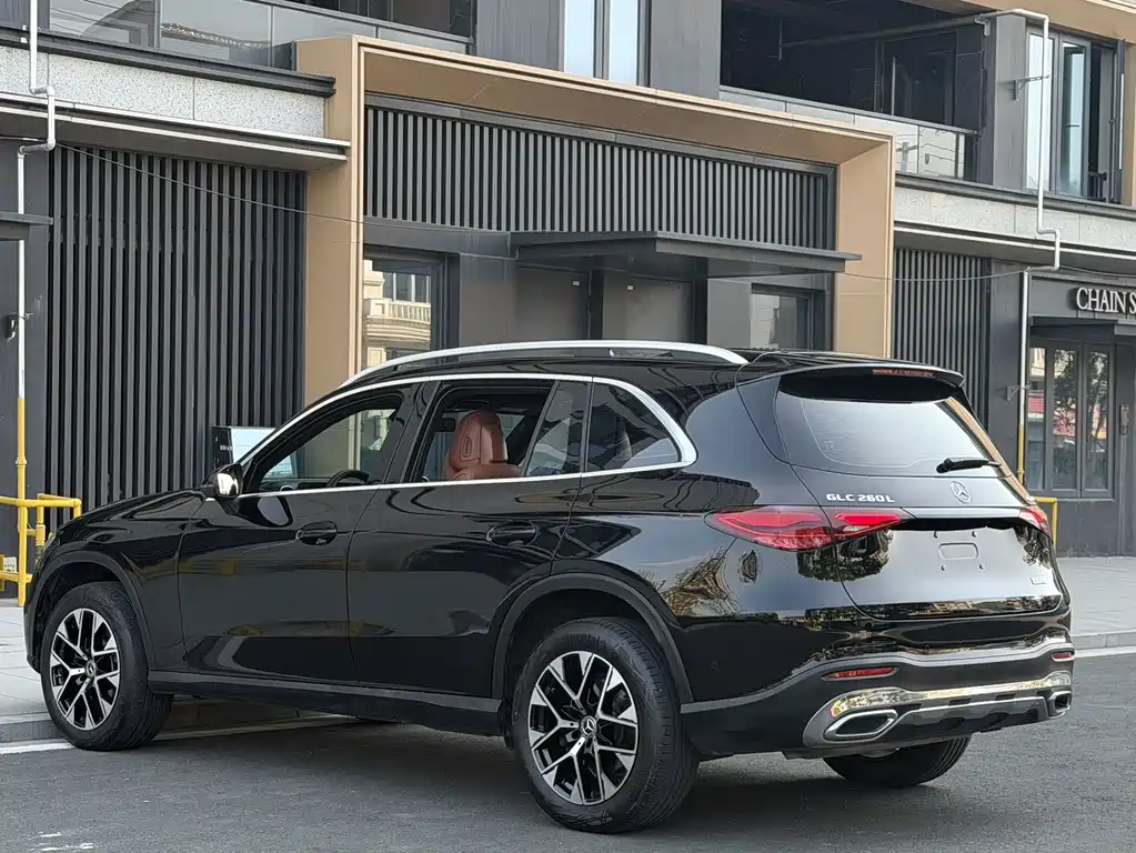 Mercedes-Benz GLC — миниатюра 7