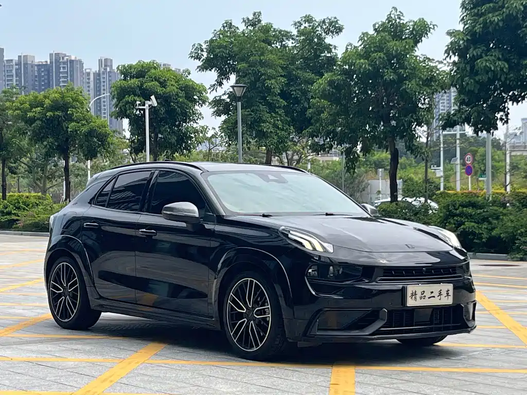 Lynk & Co 02 Hatchback — миниатюра 3