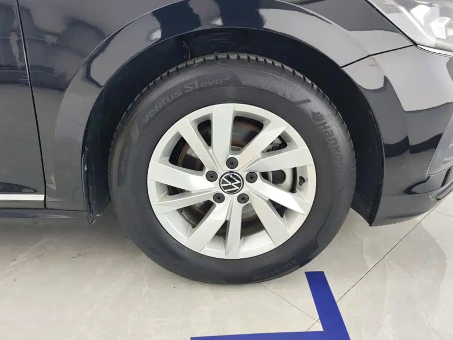Volkswagen Passat — миниатюра 6