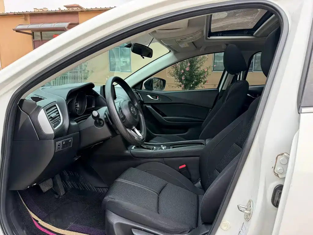 Mazda 3 Axela — миниатюра 7
