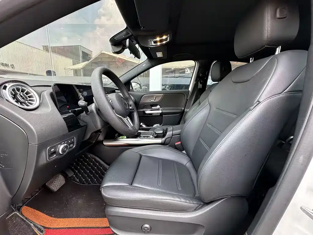 Mercedes-Benz GLA — миниатюра 6