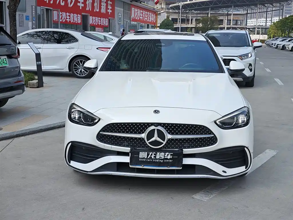 Mercedes-Benz C-Class — миниатюра 2