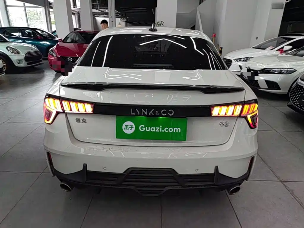 Lynk & Co 03 — миниатюра 6