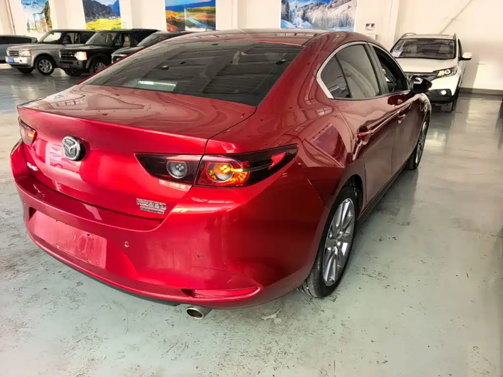 Mazda 3 Axela — миниатюра 8