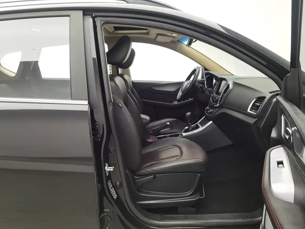 Baojun 560 — миниатюра 23