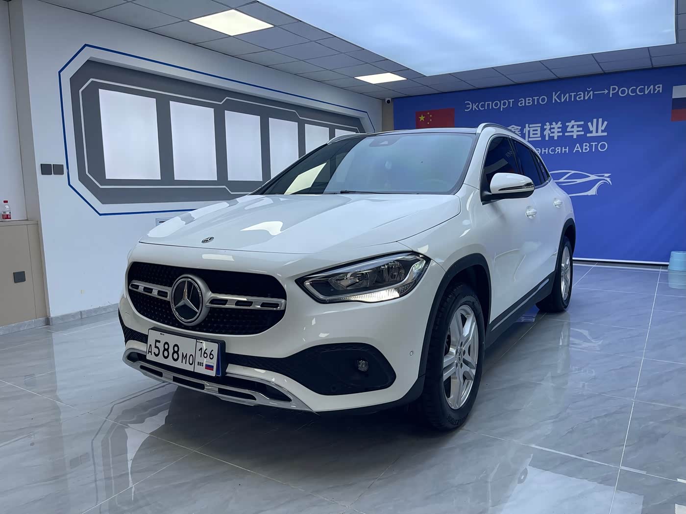 Mercedes-Benz GLA 1.3 л 2022 г. Белый, пробег 30000 км