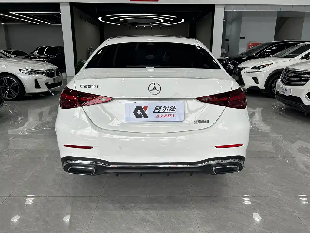 Mercedes-Benz C-Class — миниатюра 5