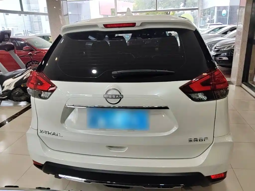 Nissan X-Trail — миниатюра 6