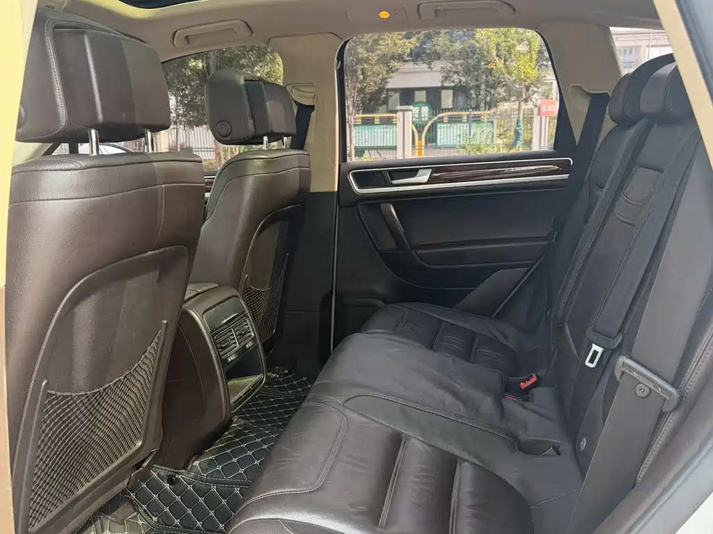 Volkswagen Touareg — миниатюра 9