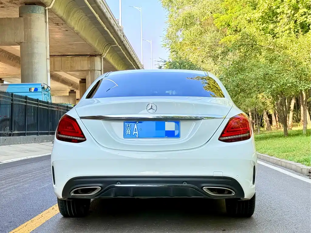 Mercedes-Benz C-Class — миниатюра 5