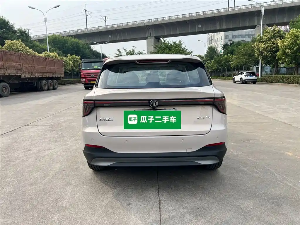 MG ES5 2025 425pro