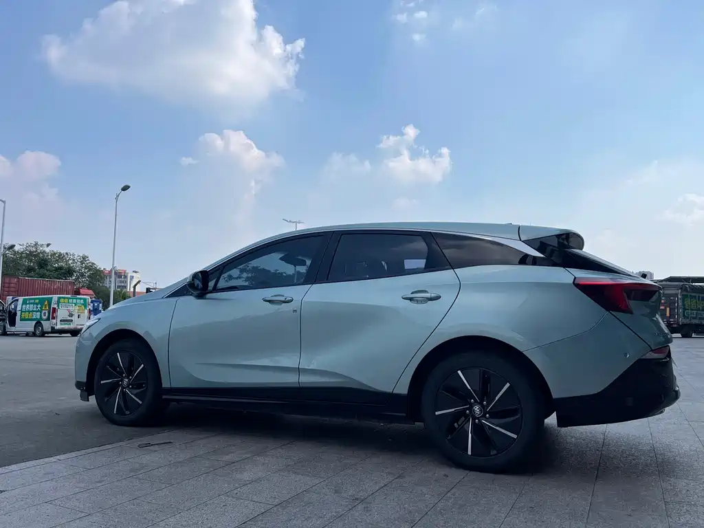 Buick Velite 6 — миниатюра 4