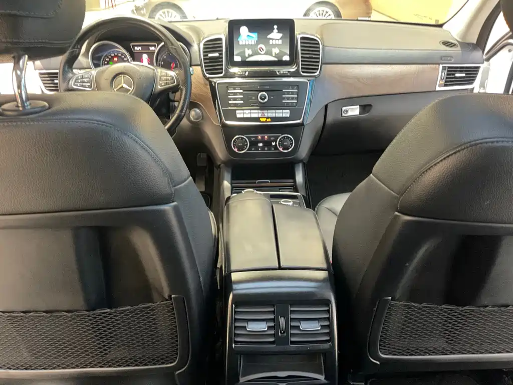 Mercedes-Benz GLE (Import) — миниатюра 11