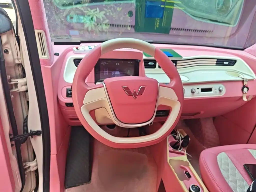 Wuling MINIEV — миниатюра 11