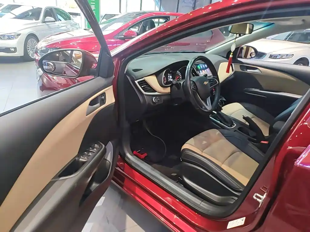 Chevrolet Monza — миниатюра 16