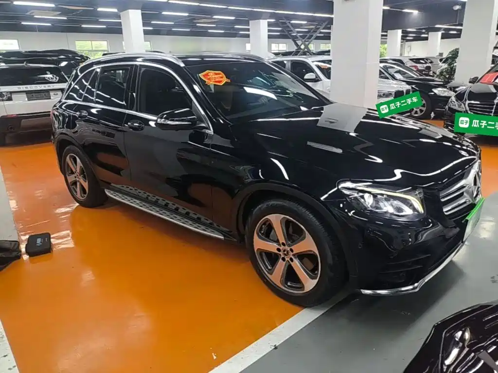 Mercedes-Benz GLC 2017 GLC 260 4MATIC Luxury