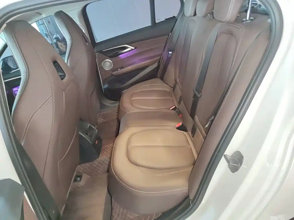 BMW 1 Series — миниатюра 17