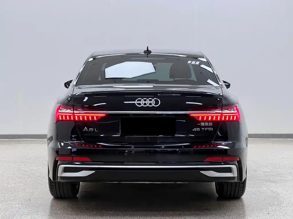 Audi A6L — миниатюра 12