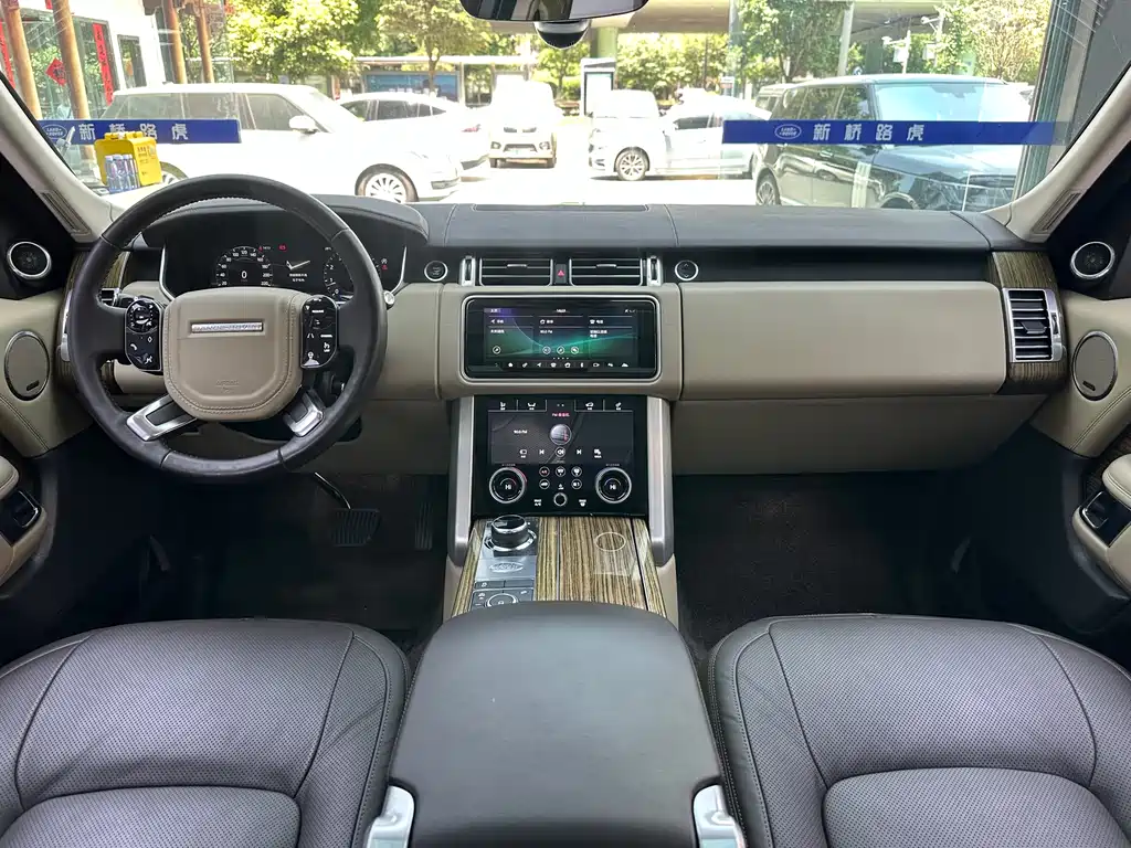 Land Rover Range Rover 2018 3.0 SC V6 Vogue Long Wheelbase