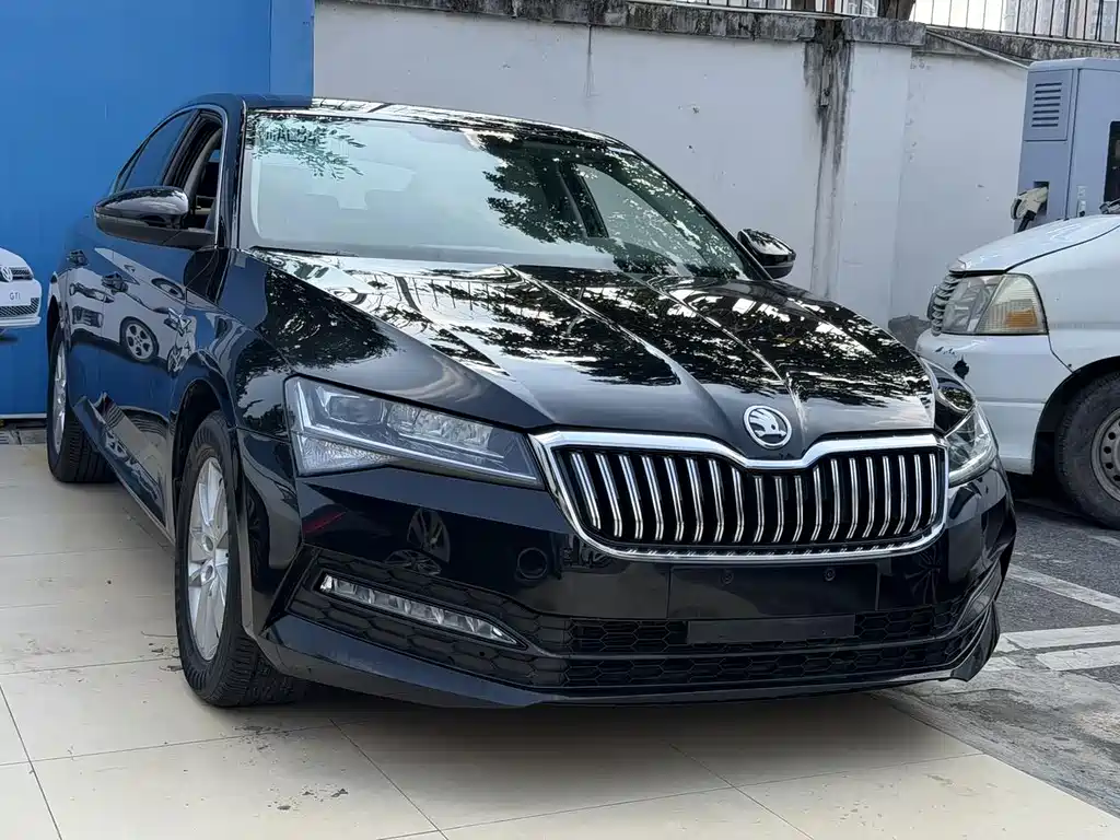 Skoda Superb