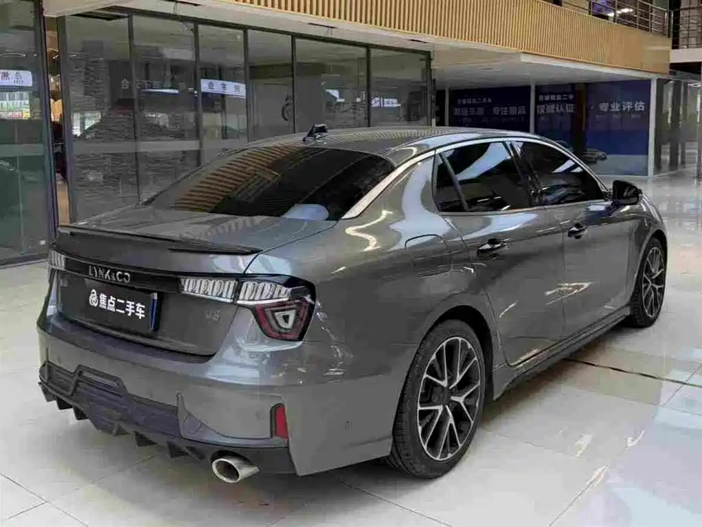 Lynk & Co 03 — миниатюра 7