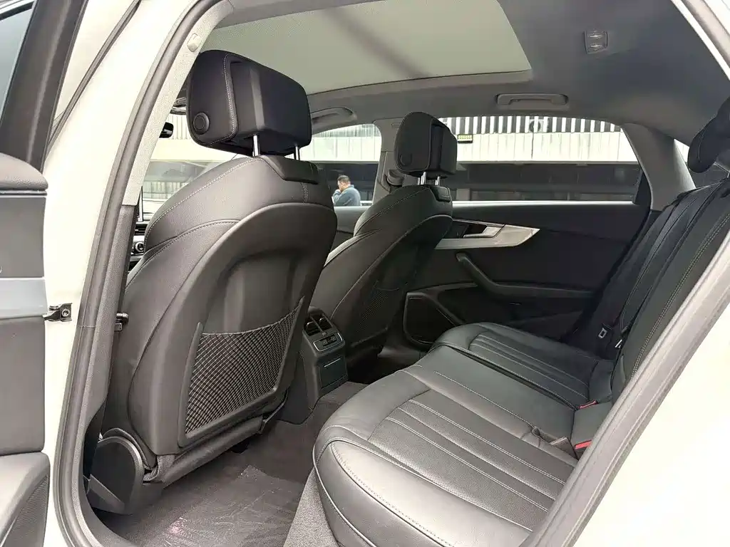 Audi A4L — миниатюра 6