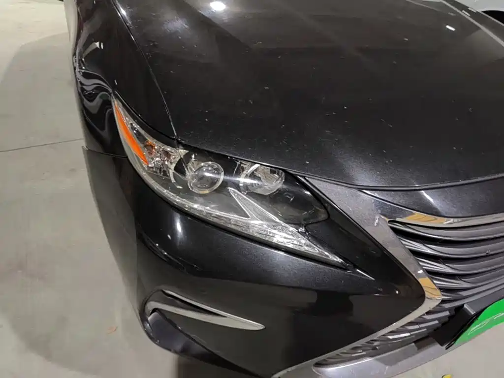 Lexus ES — миниатюра 8