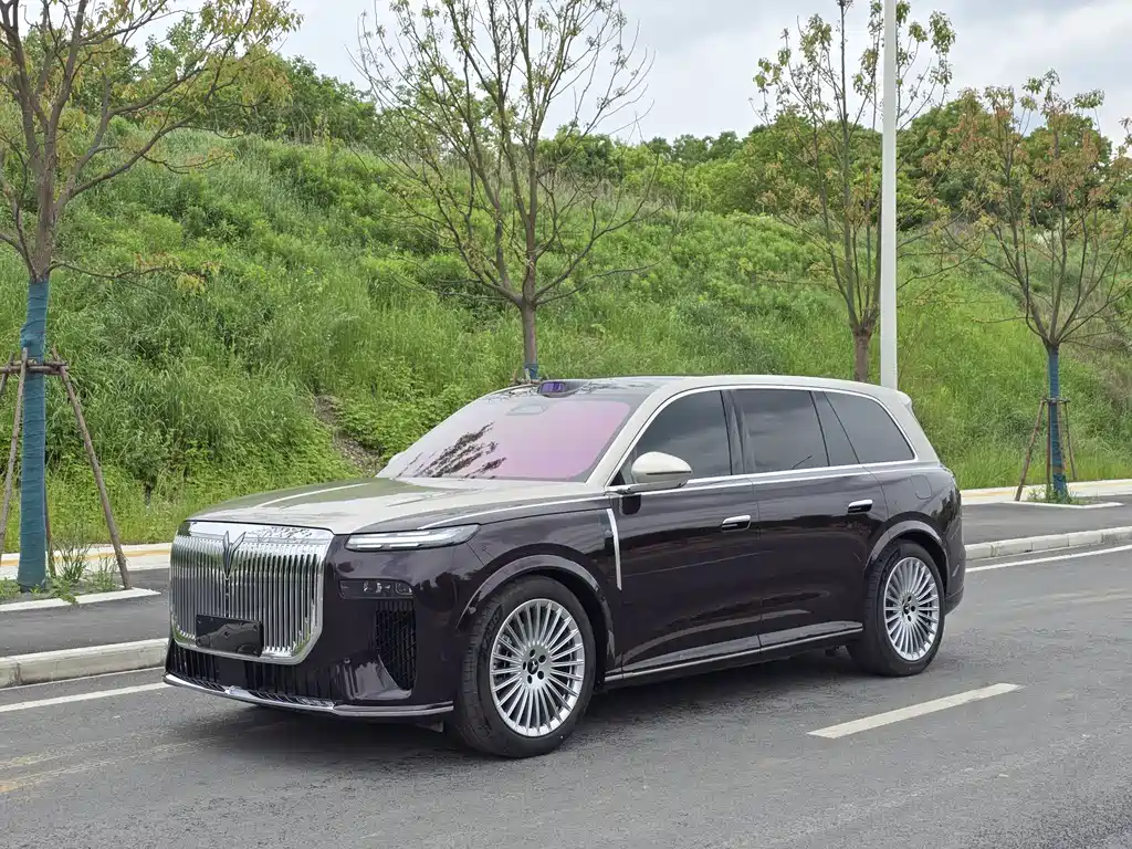 Voyah 岚图泰山 2025