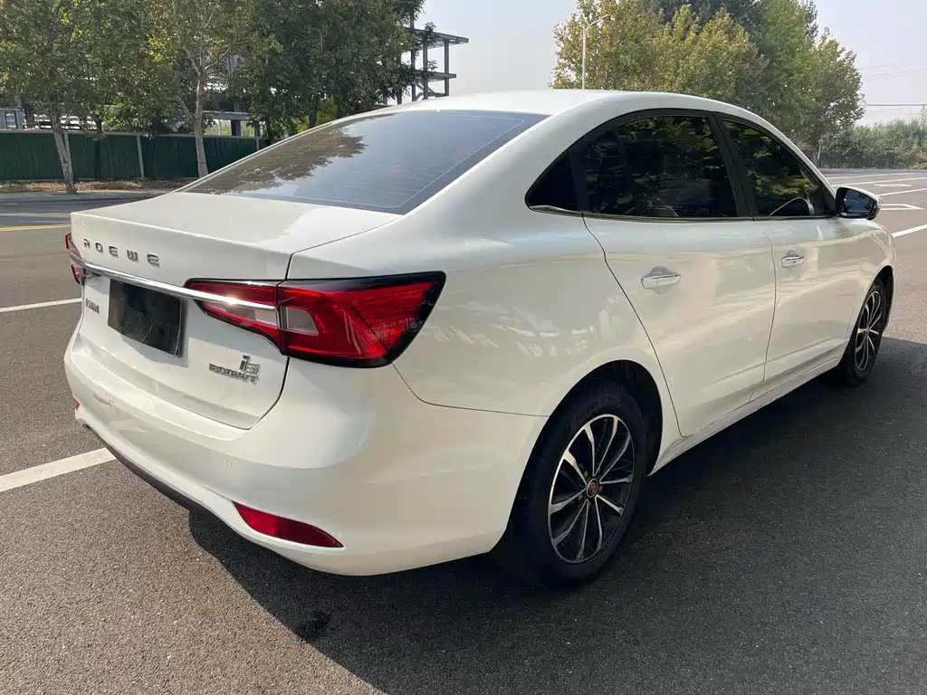 Roewe i5 — миниатюра 9