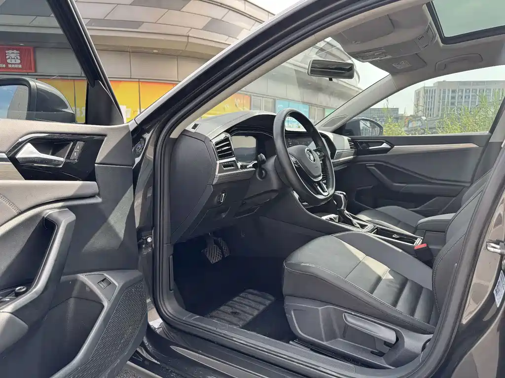 Volkswagen Sagitar — миниатюра 9