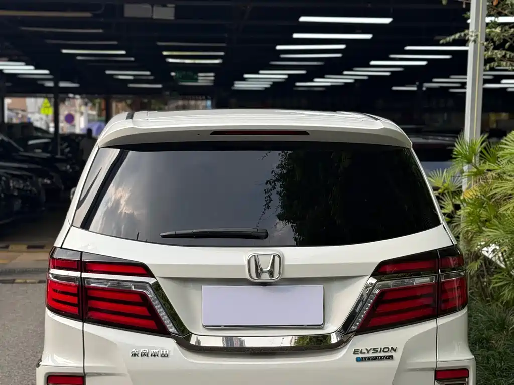 Honda Elysion — миниатюра 23