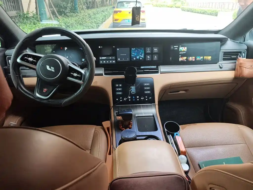 Li Auto Li ONE — миниатюра 10