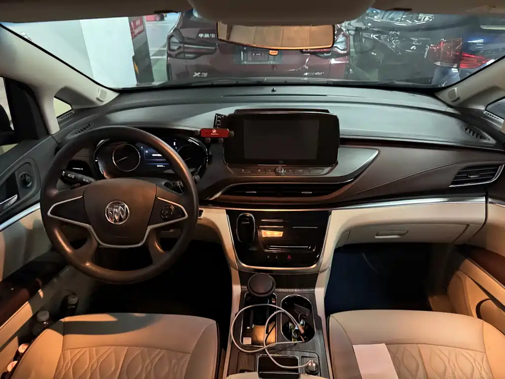 Buick GL8 — миниатюра 4