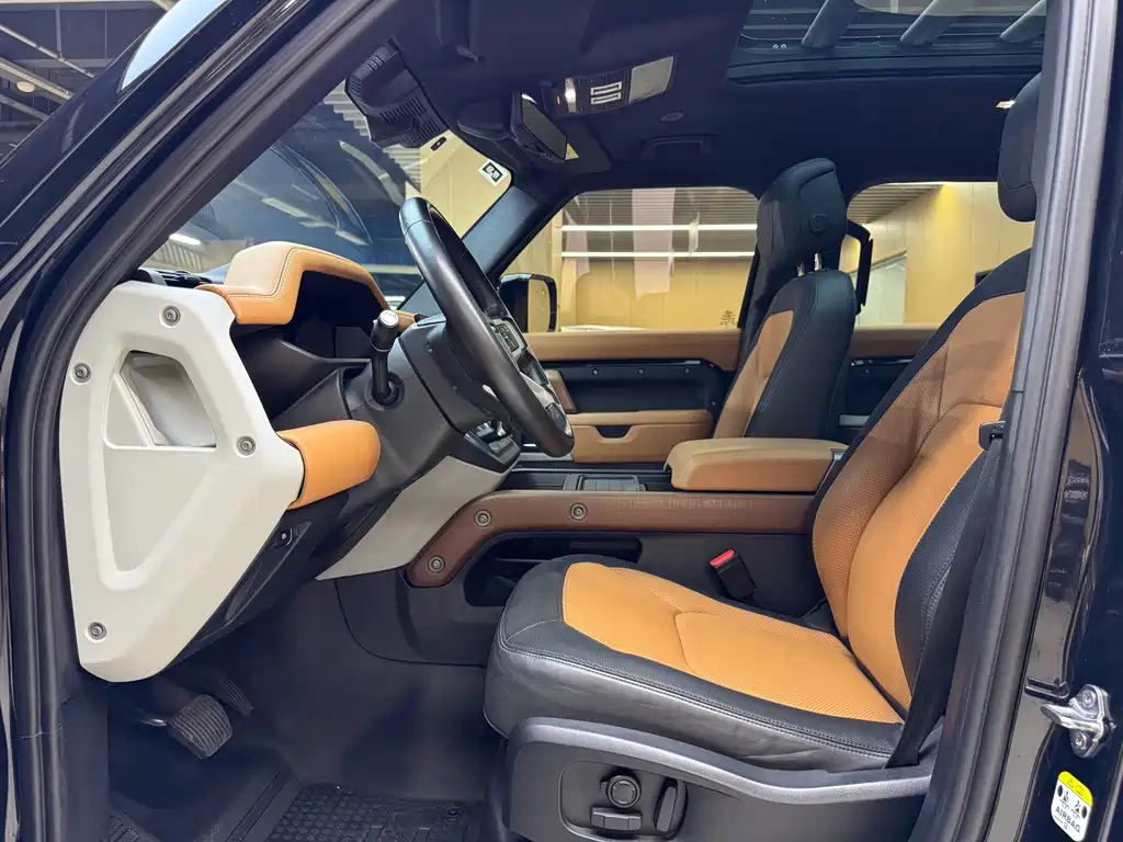 Land Rover Defender — миниатюра 8