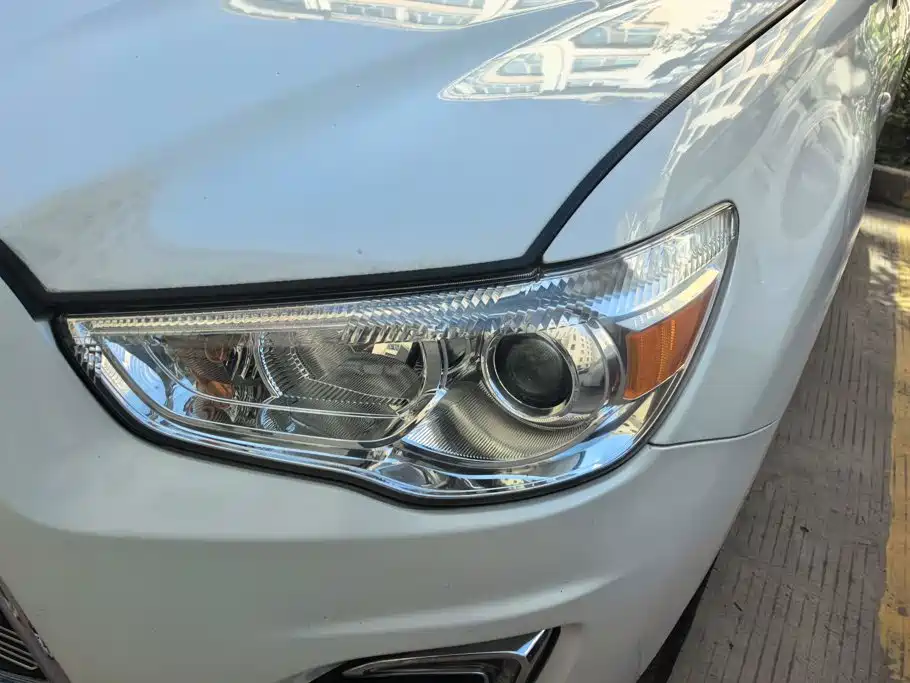 Mitsubishi ASX — миниатюра 5