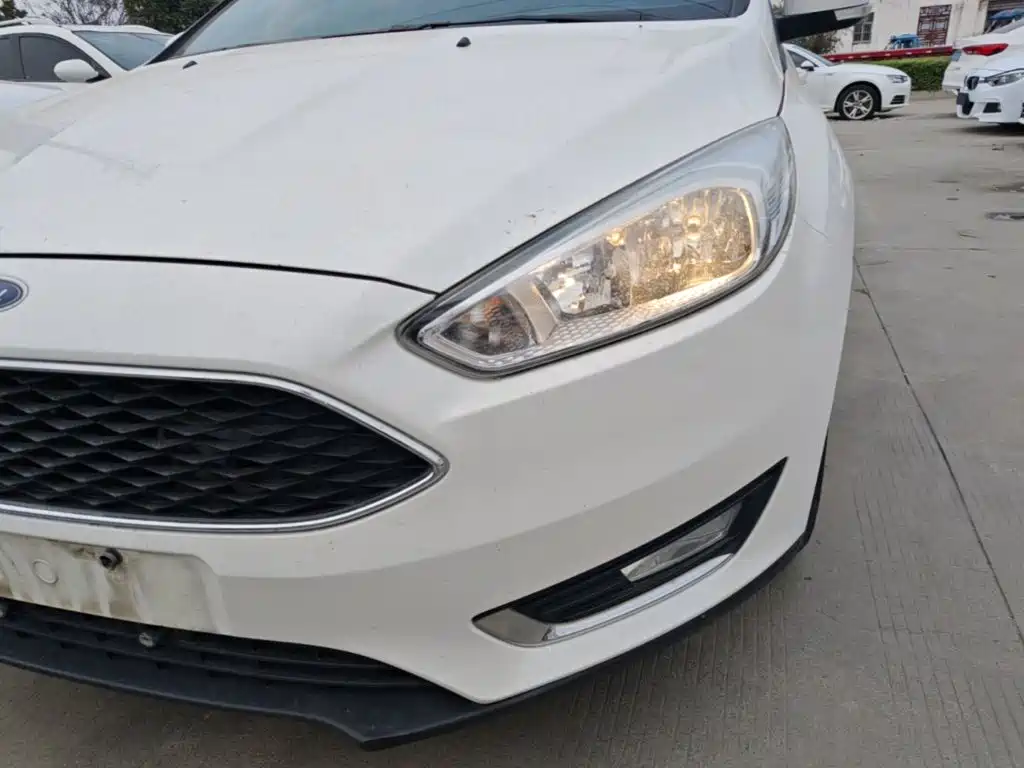 Ford Focus — миниатюра 24