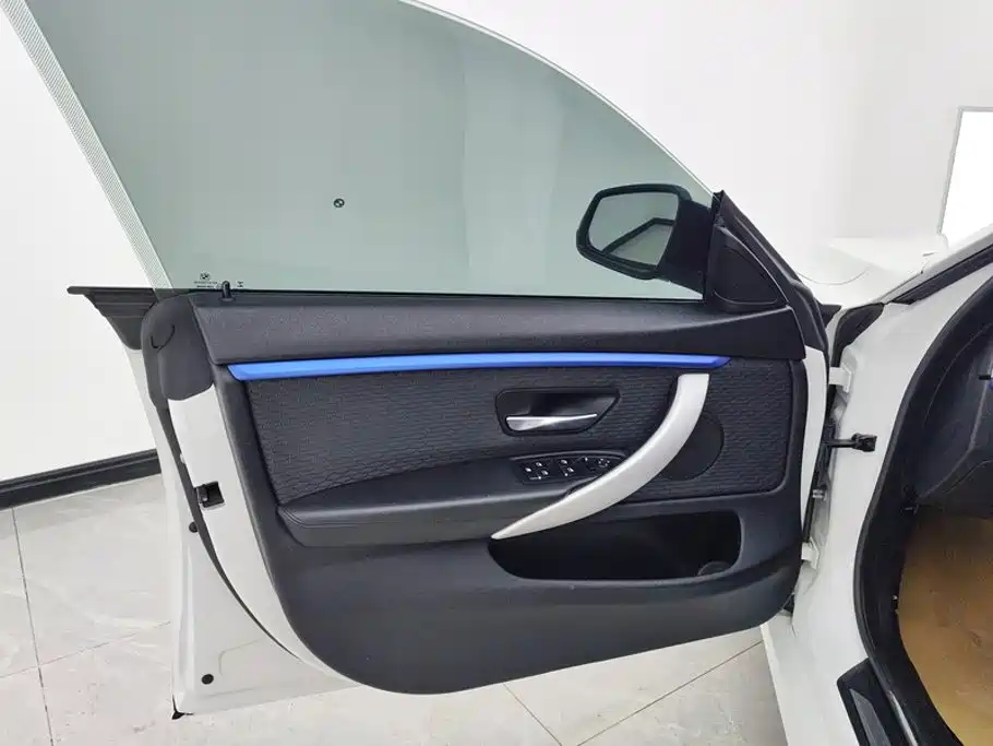 BMW 4 Series — миниатюра 7