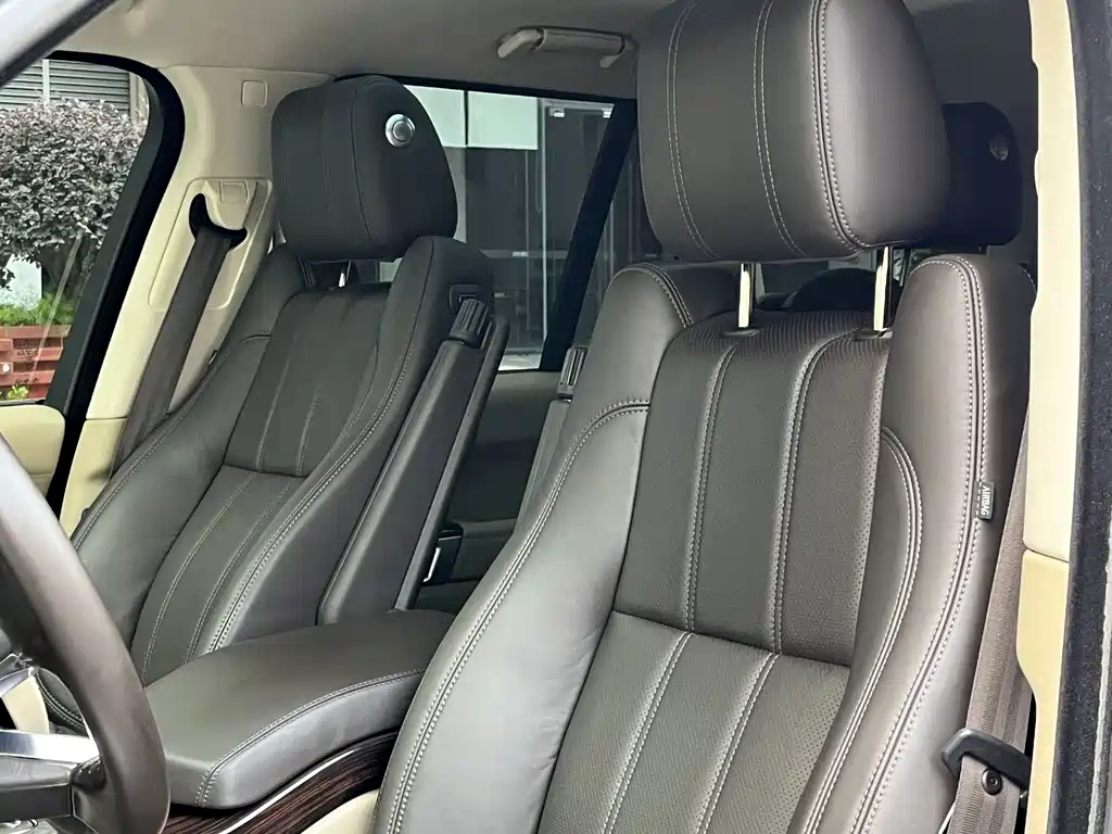 Land Rover Range Rover — миниатюра 17