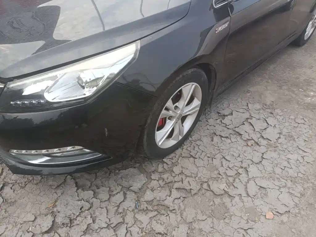 Zotye Zotye Z500 — миниатюра 23