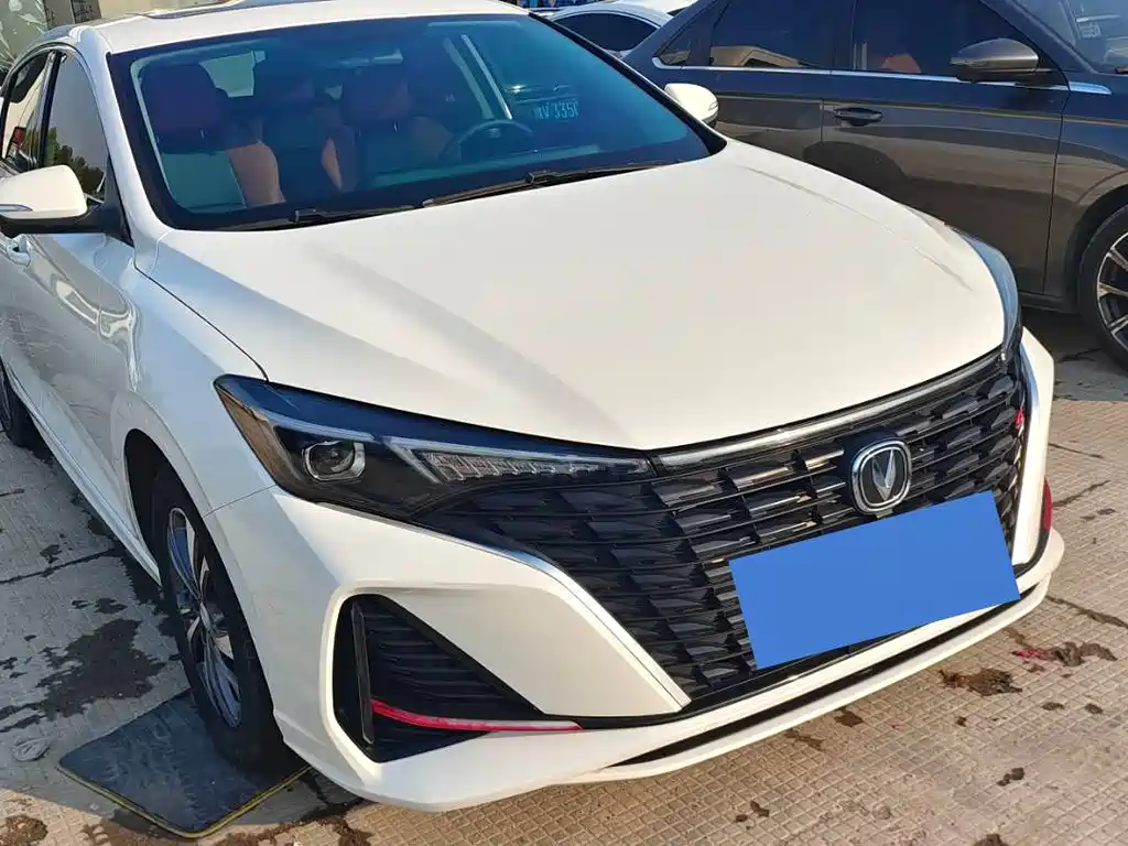 Changan Eado — миниатюра 3