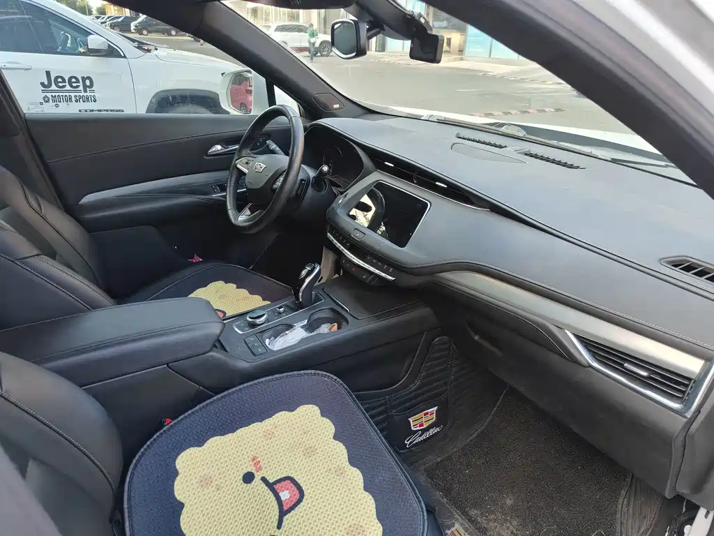 Cadillac XT4 — миниатюра 4
