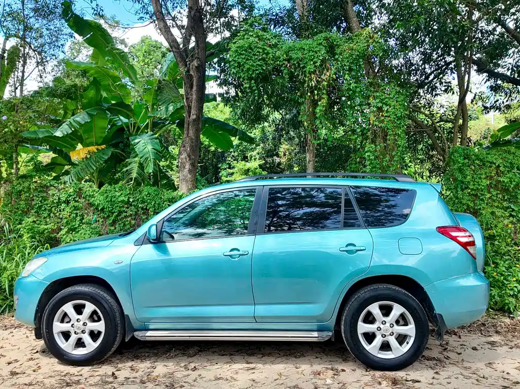 Toyota RAV4 — миниатюра 45