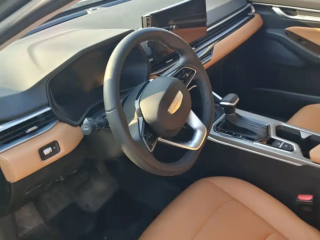 Geely Emgrand — миниатюра 4