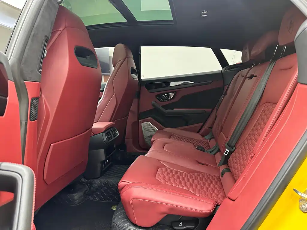 Lamborghini Urus — миниатюра 10