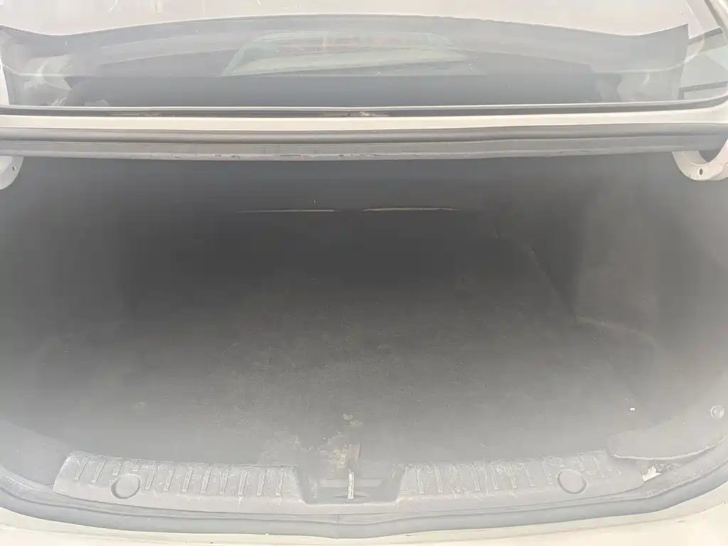 Changan Eado New Energy — миниатюра 7