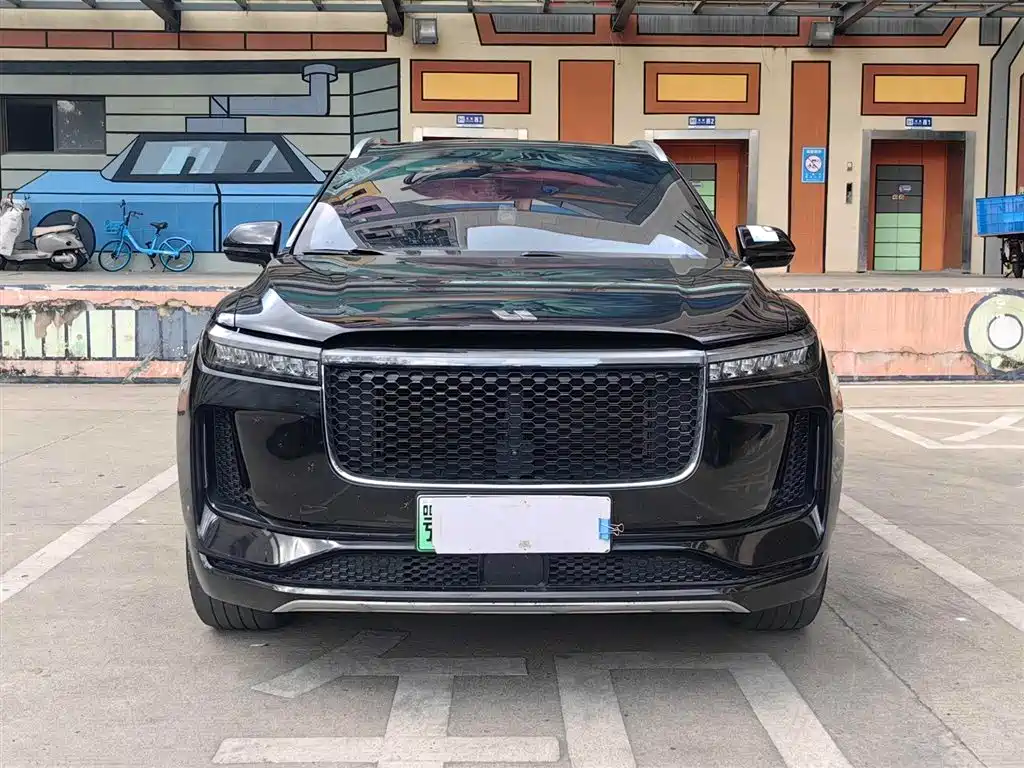 Li Auto ONE 2021 6 мест