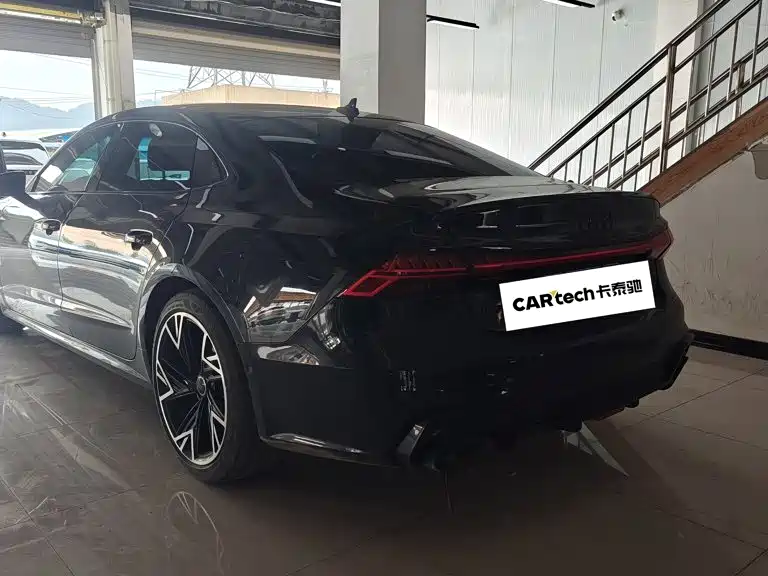 Audi A7L — миниатюра 9