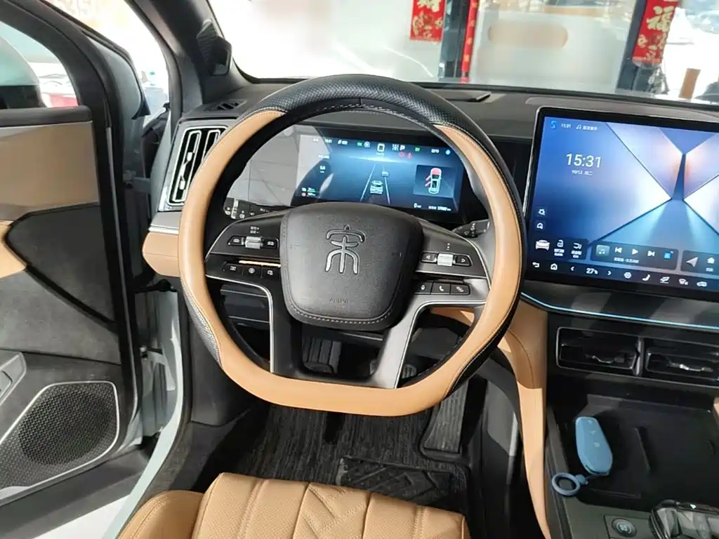 BYD L DM-i — миниатюра 11